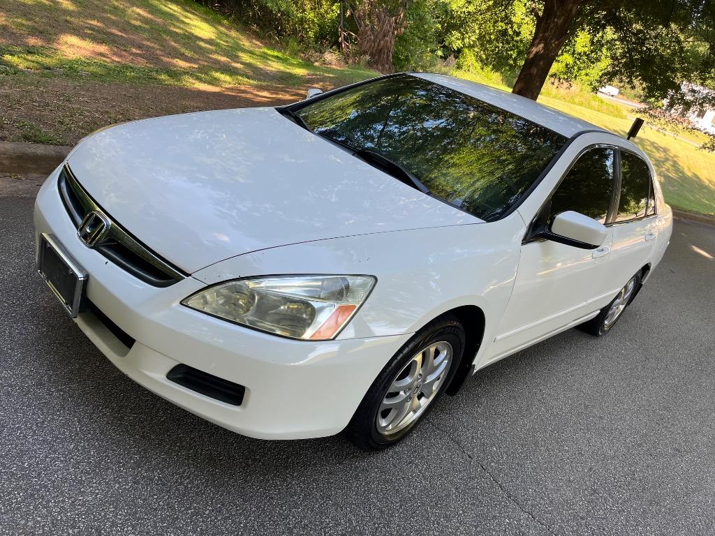 2006 Honda Accord 5AT Special Edition's photo