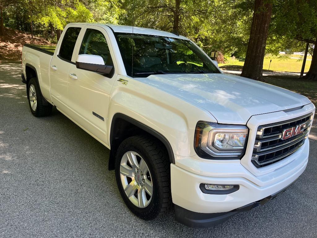 2017 GMC Sierra 4WD Double Cab Standard Box SLE's photo